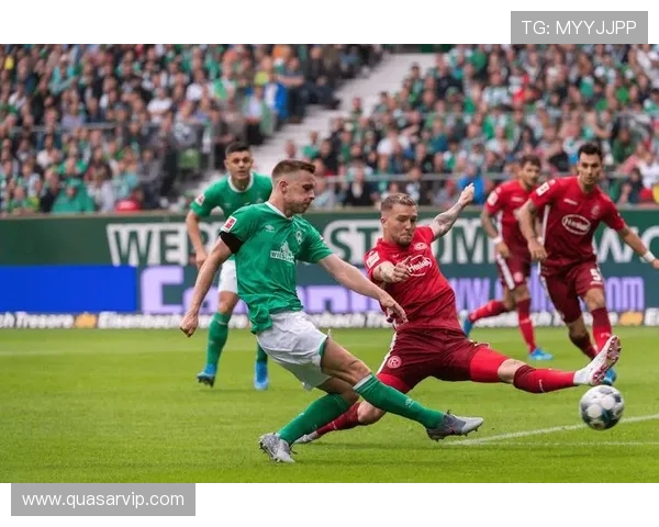 比勒费与杜塞尔多夫半场对决走势前瞻与战术解析焦点观察胜负悬念